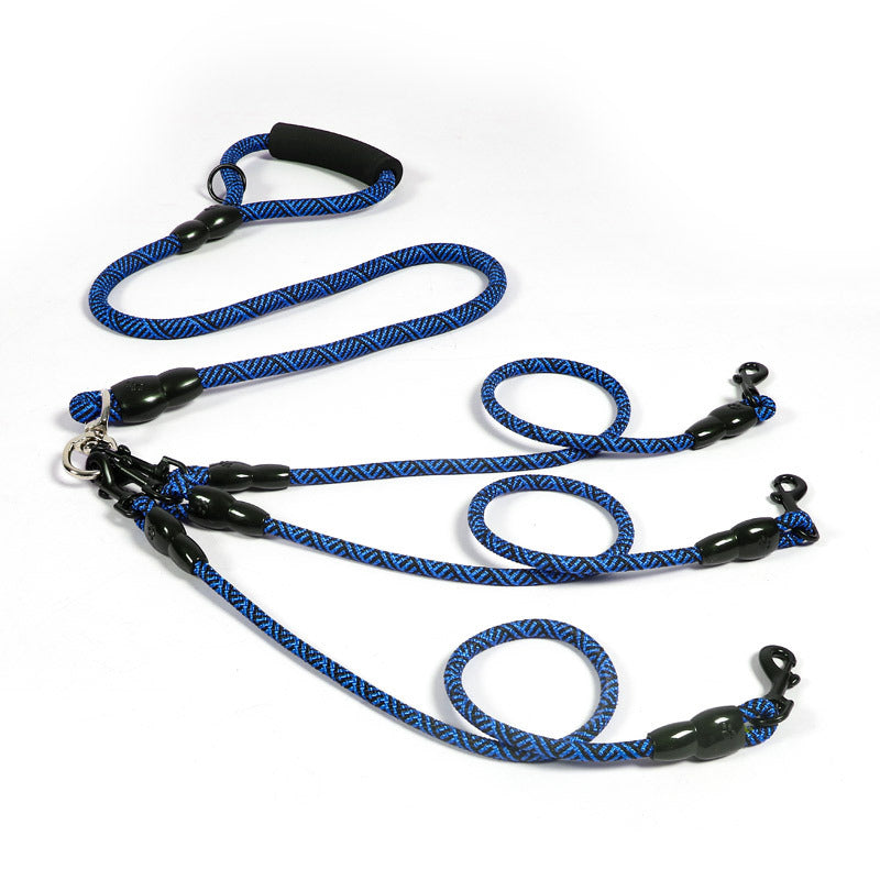Laisse multi chiens bleue KAIRO Pets pour promener 1, 2 ou 3 chiens sans enchevêtrement.
