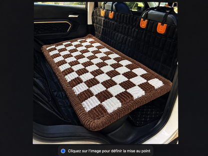 Plaid de protection pour banquette arrière de voiture pour chien marron et blanc effet peluche
